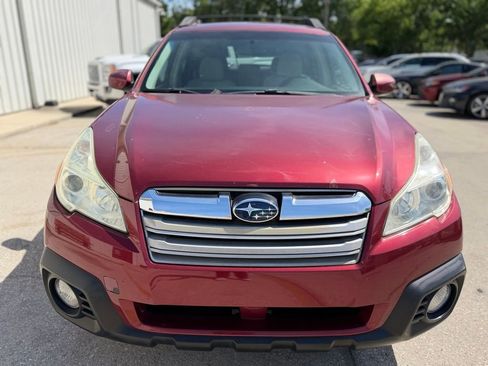 Used 2013 Subaru Outback 2.5i Premium AWD/4WD image 8