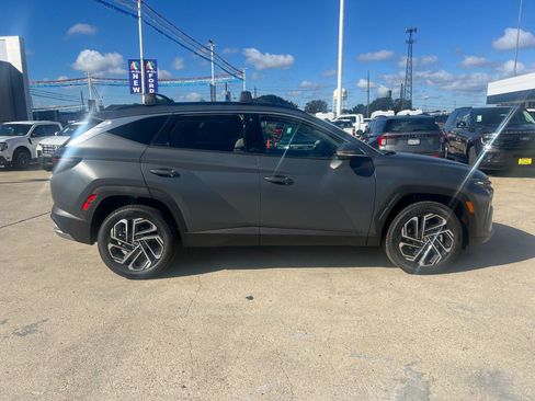 New 2026 Hyundai Tucson Limited AWD/4WD image 2