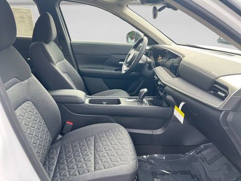 New 2026 Nissan Kicks SV w/ SV Premium Package AWD/4WD image 16
