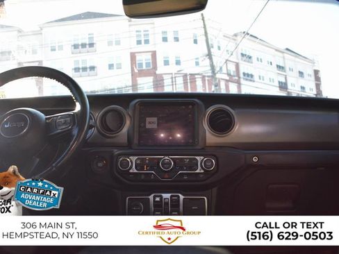 Used 2022 Jeep Gladiator Willys image 30