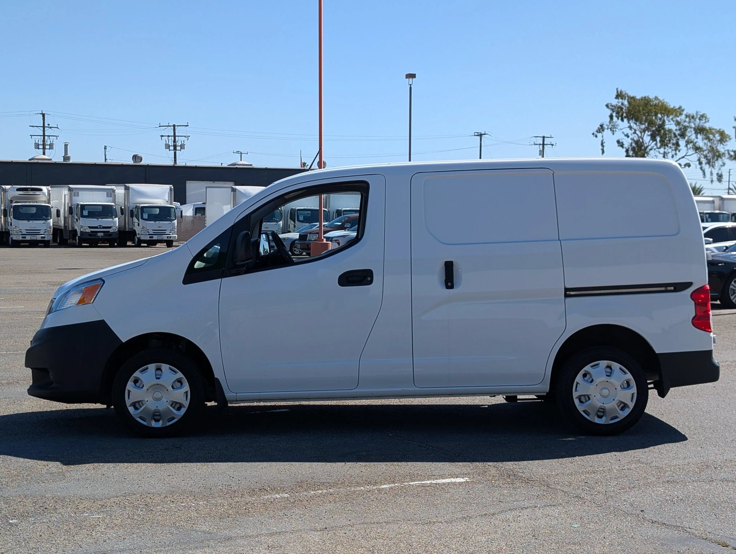 Used 2019 Nissan NV200 S FWD image 4