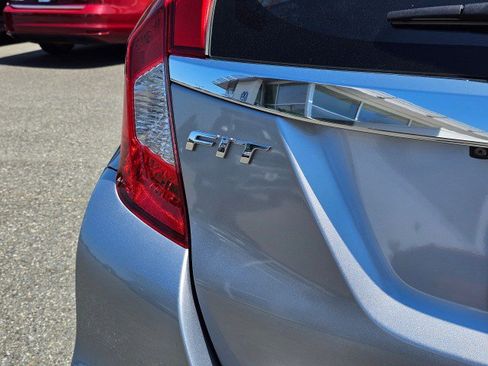 Used 2019 Honda Fit EX image 18
