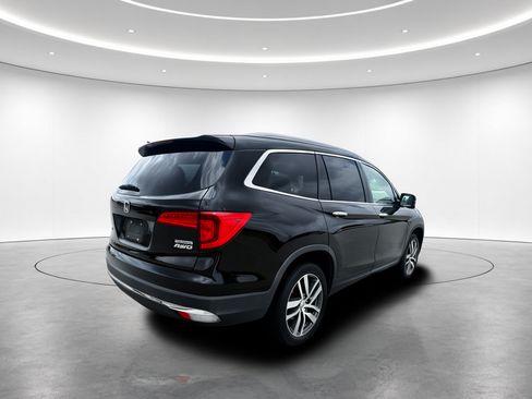 Used 2016 Honda Pilot Touring image 21