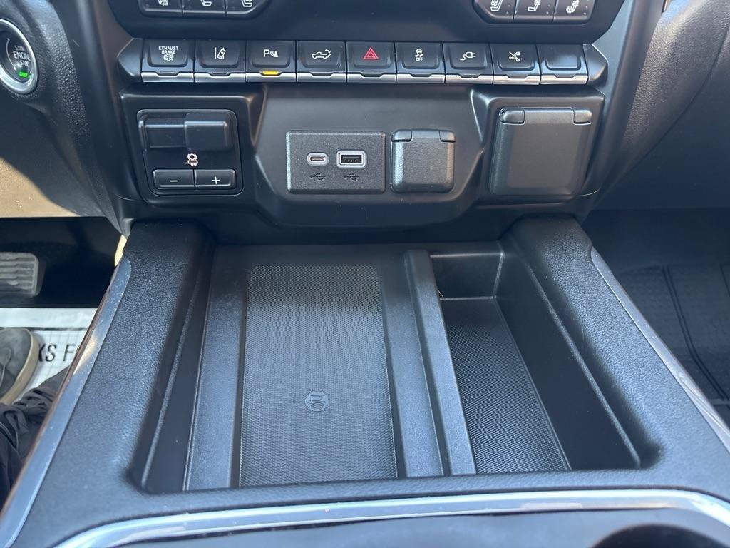 Used 2022 Chevrolet Silverado 3500 High Country AWD/4WD image 30