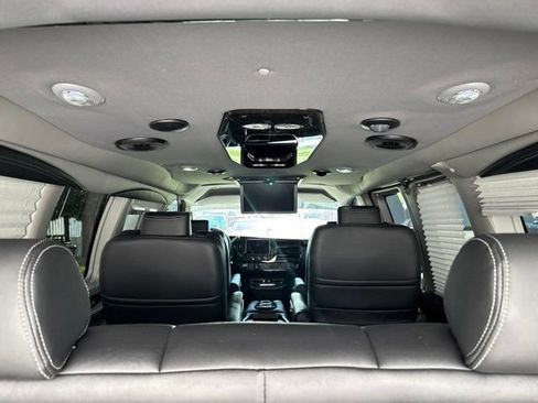 Used 2026 GMC Savana 2500 w/ Driver Convenience Package RWD image 9