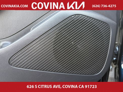 Used 2022 Toyota Corolla SE image 14