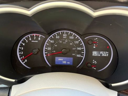 Used 2011 Nissan Quest LE image 19