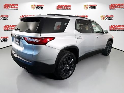 Used 2019 Chevrolet Traverse RS w/ LPO, Floor Liner Package AWD/4WD image 17