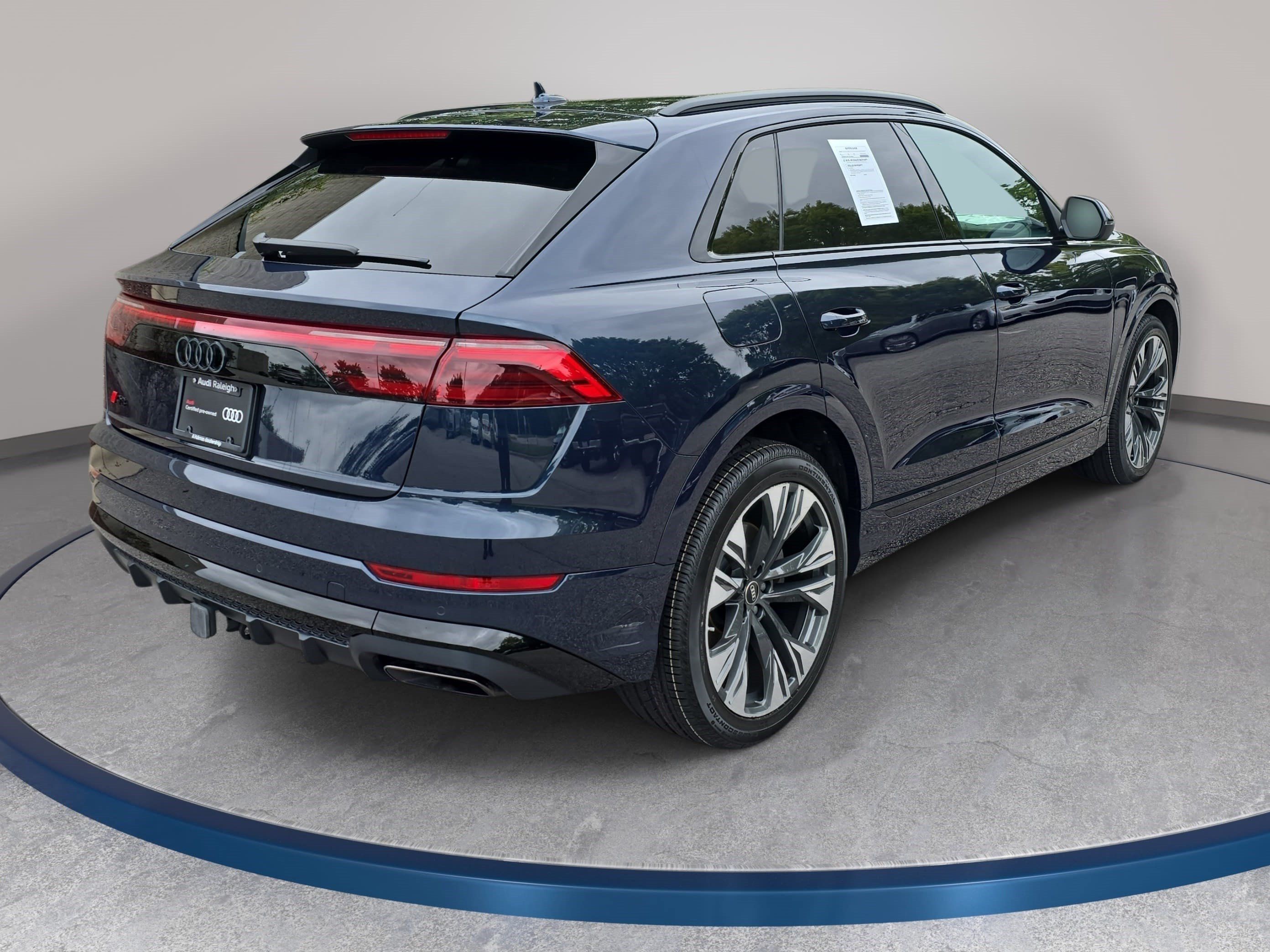 Used 2025 Audi Q8 Prestige AWD/4WD image 5