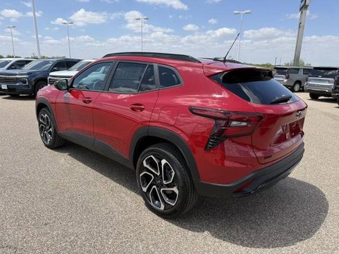 New 2026 Chevrolet Trax RS image 7