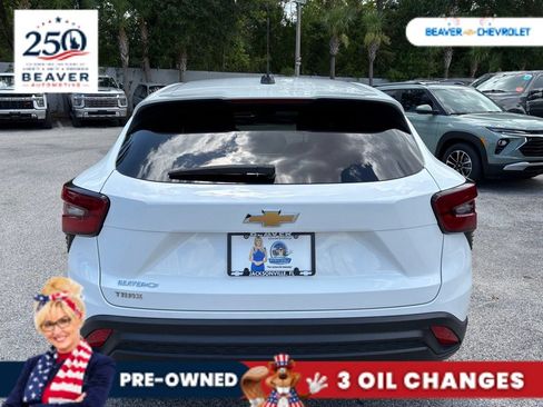 Used 2024 Chevrolet Trax LS FWD image 6