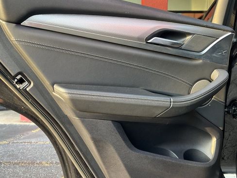 Used 2019 BMW X4 xDrive30i w/ Executive Package image 15