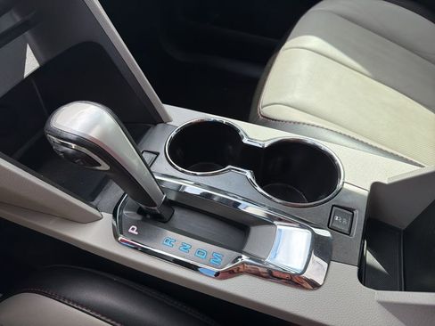 Used 2015 Chevrolet Equinox LT w/ Chrome Appearance Package image 32