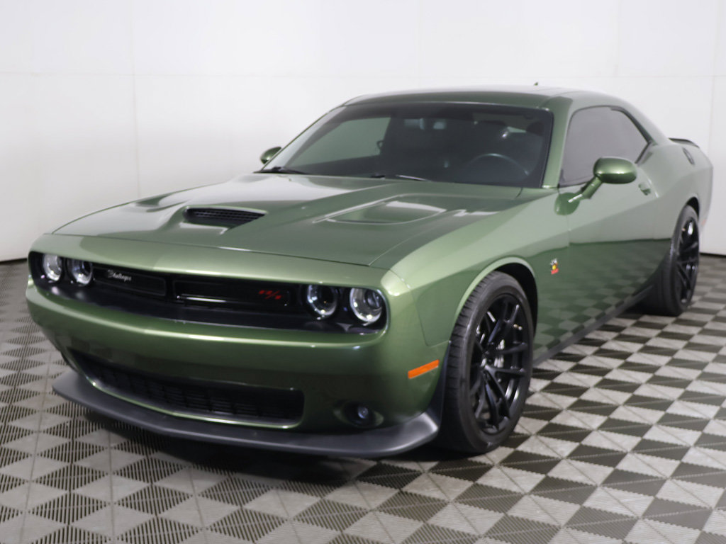 Used 2020 Dodge Challenger R/T Scat Pack w/ Dynamics Package RWD image 9
