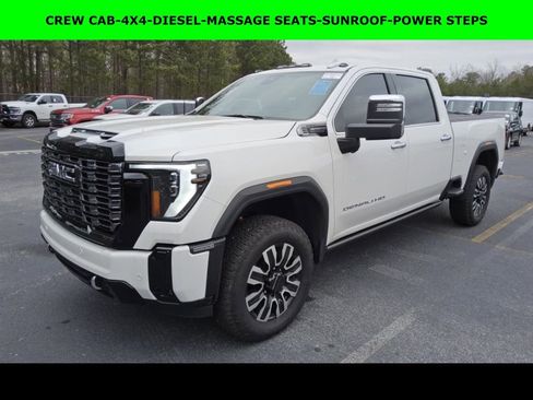 Used 2025 GMC Sierra 2500 Denali Ultimate w/ Max Trailering Package image 1
