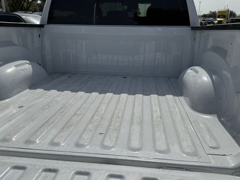 Used 2025 RAM 1500 Warlock AWD/4WD image 32