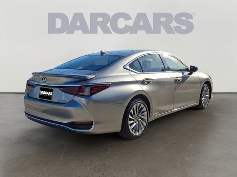 Used 2021 Lexus ES 300h w/ Accessory Package 2 image 6
