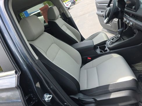 Used 2024 Honda CR-V EX image 27