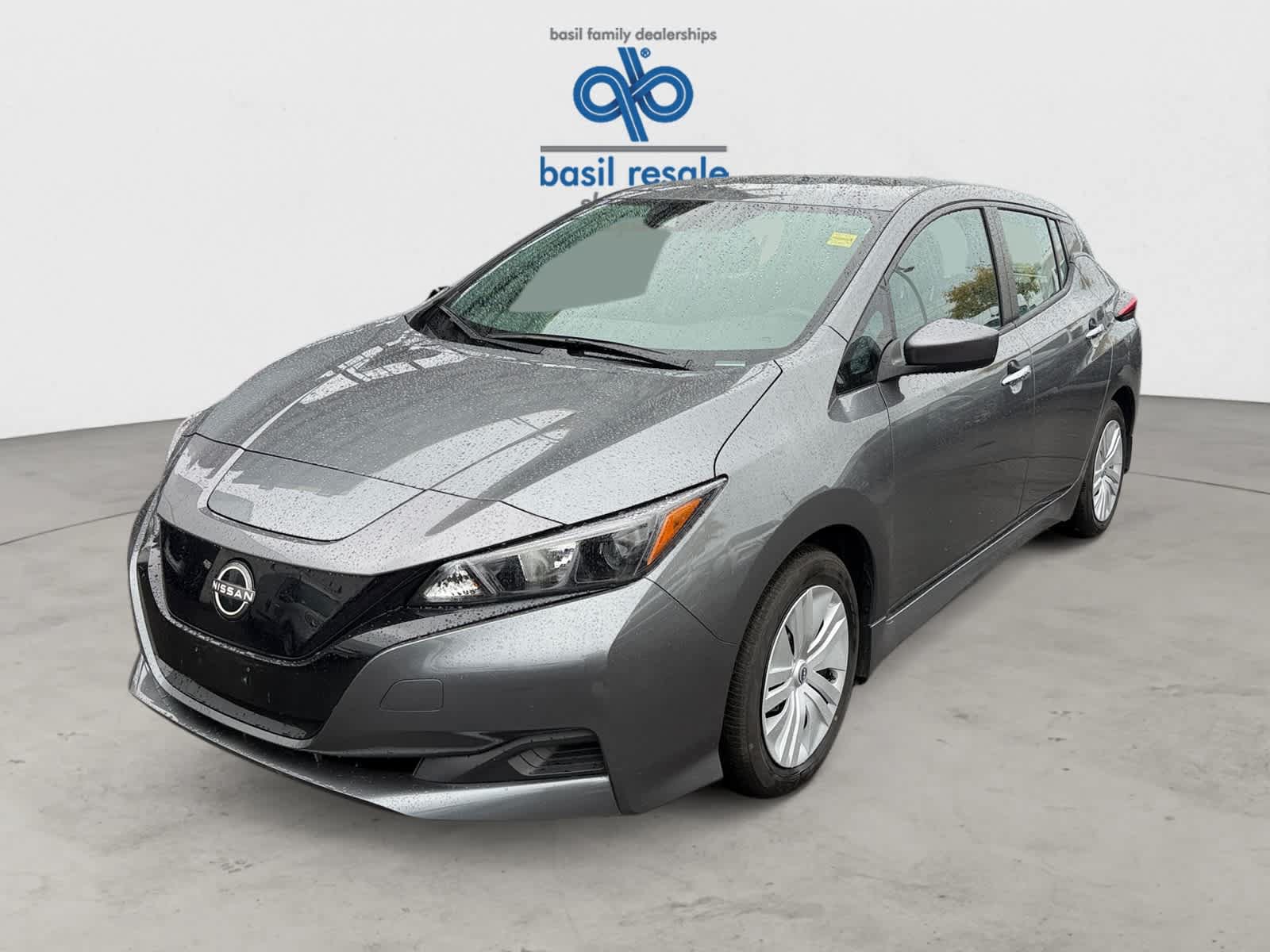 Used 2025 Nissan Leaf S FWD image 2