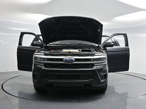 Used 2024 Ford Expedition XLT image 57