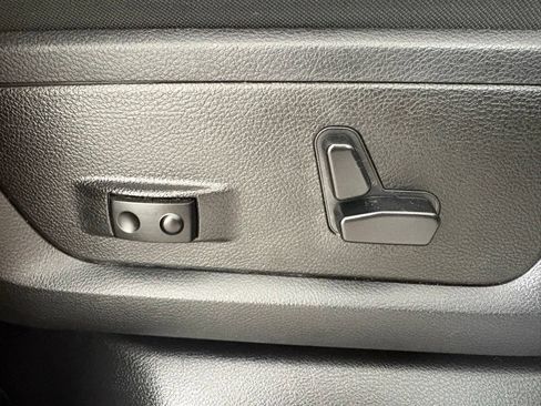 Used 2015 RAM 3500 Laramie AWD/4WD image 39