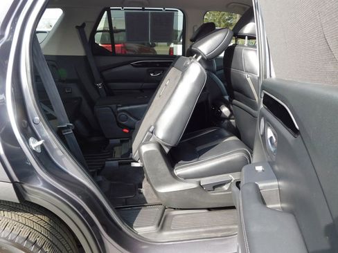 Used 2023 Honda Pilot EX-L image 32