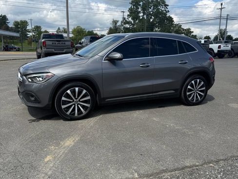 Used 2021 Mercedes-Benz GLA 250 4MATIC image 2