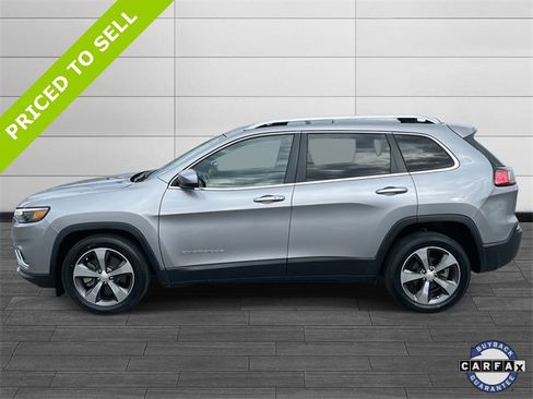 Used 2019 Jeep Cherokee Limited image 6