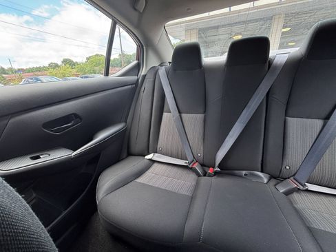 Used 2025 Nissan Sentra SV FWD image 37