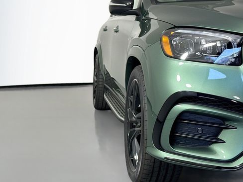 New 2026 Mercedes-Benz GLS 580 4MATIC image 14