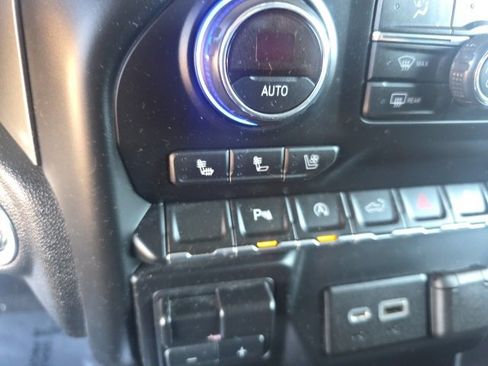 Used 2019 Chevrolet Silverado 1500 LTZ w/ LTZ Plus Package image 33