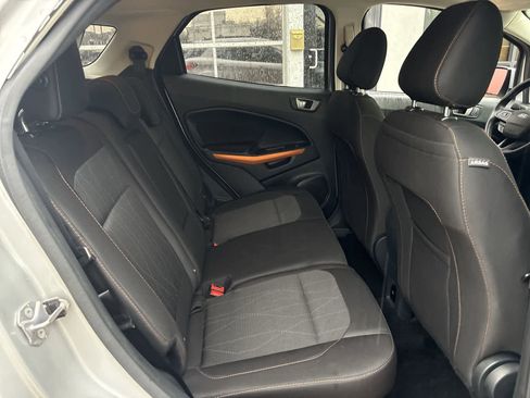 Used 2021 Ford EcoSport SE w/ SE Convenience Package image 11