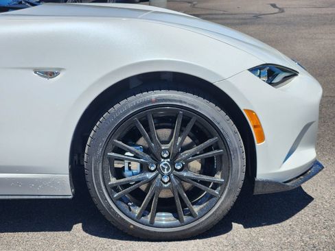 New 2026 MAZDA MX-5 Miata Club w/ Weather Package RWD image 29