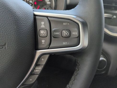 Used 2025 RAM 1500 Big Horn AWD/4WD image 24