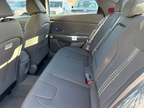 New 2026 Hyundai Elantra SEL Sport image 22