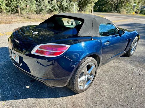 Used 2008 Saturn Sky w/ Premium Trim Package image 2