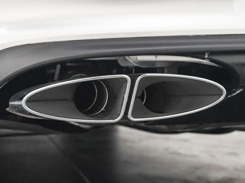 New 2025 Bentley Bentayga image 23