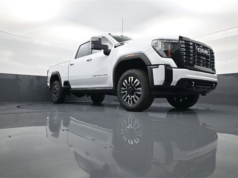 Used 2025 GMC Sierra 2500 Denali Ultimate image 23