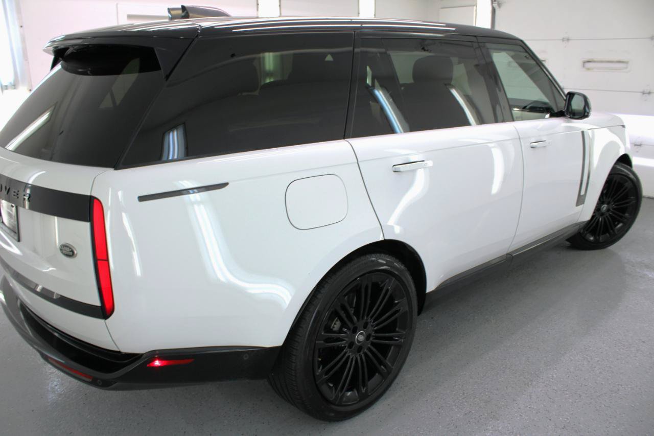 Used 2022 Land Rover Range Rover Long Wheelbase SE AWD/4WD image 15
