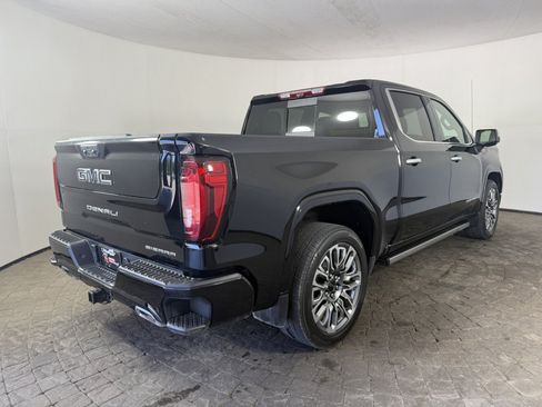Used 2025 GMC Sierra 1500 Denali Ultimate AWD/4WD image 9