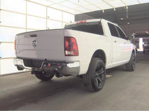 Used 2018 RAM 1500 Big Horn AWD/4WD image 5
