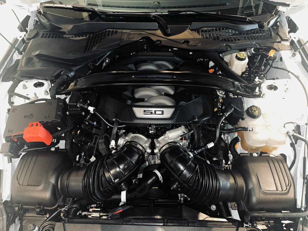 Used 2025 Ford Mustang Dark Horse RWD image 9