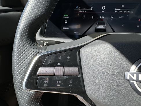 Used 2023 Nissan Ariya FWD image 29