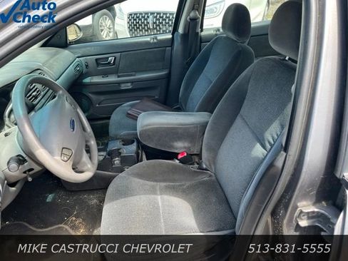 Used 2002 Ford Taurus SE FWD image 5
