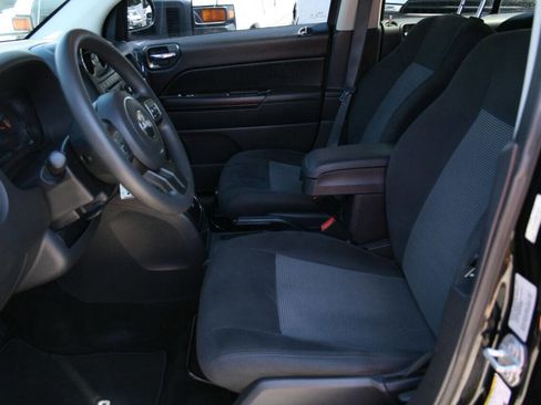 Used 2016 Jeep Compass Sport w/ Power Value Group image 11