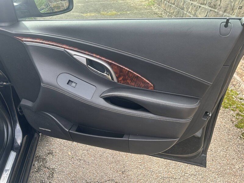 Used 2013 Buick LaCrosse Premium FWD image 29