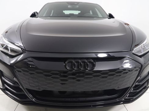 Used 2024 Audi RS e-tron GT w/ Carbon Performance Package image 79