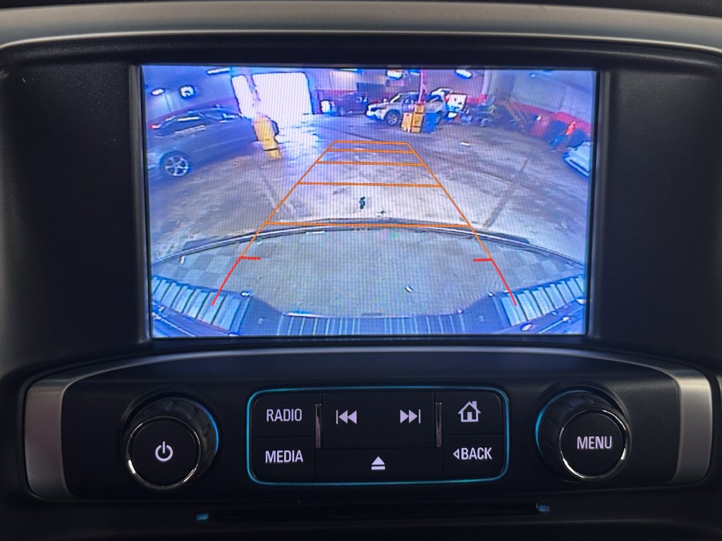 Used 2017 GMC Sierra 1500 SLE w/ SLE Value Package AWD/4WD image 16