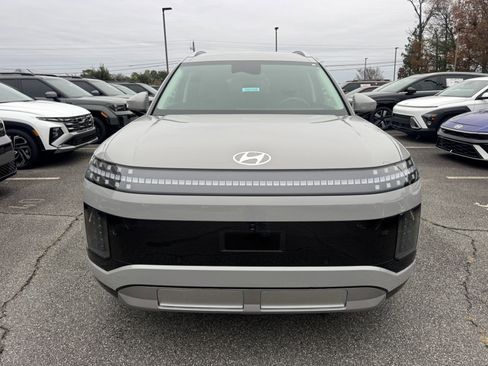 New 2026 Hyundai Ioniq 9 SEL AWD/4WD image 2