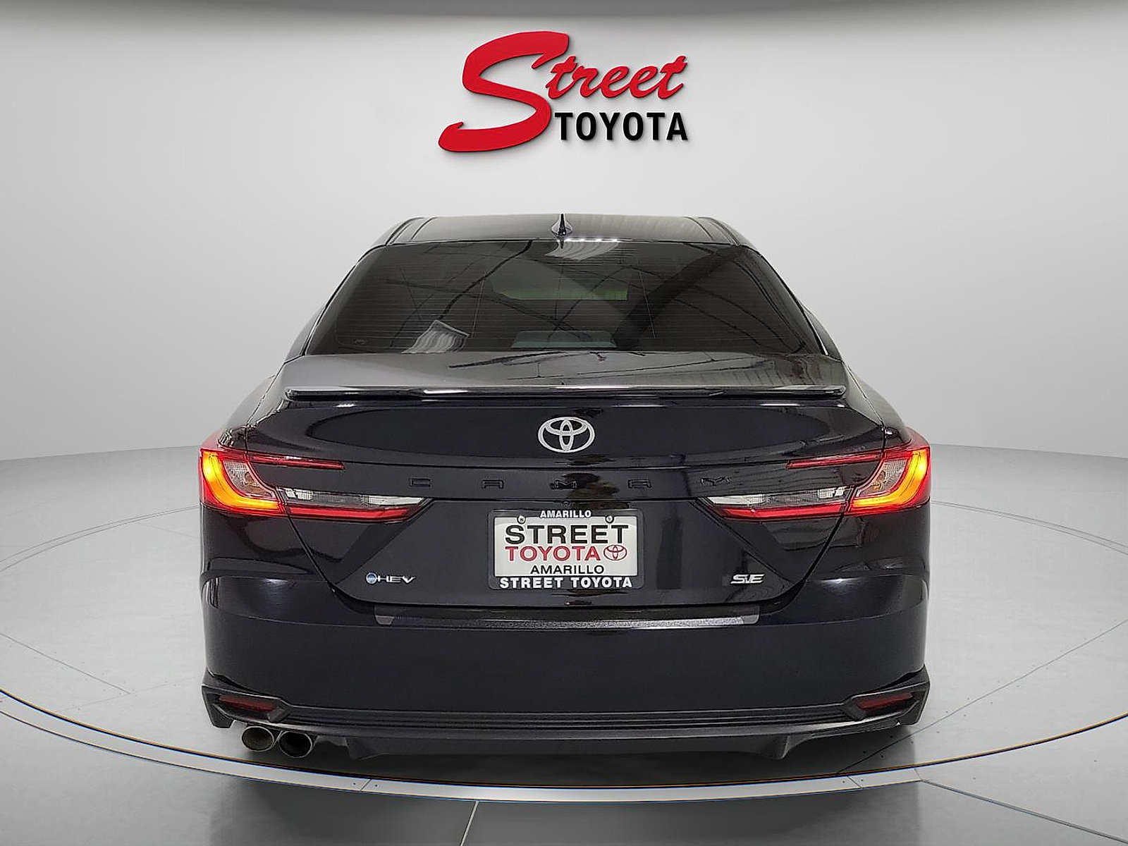 Certified 2025 Toyota Camry SE w/ Convenience Package FWD image 3